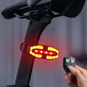 Luz Traseira para Bicicleta com Sinal de Direção