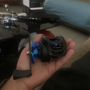 Carretel de pesca Baitcasting recebido do cliente Gray.